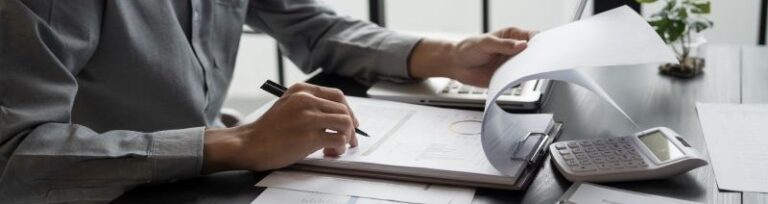 ¿Cuál es el costo de las empresas de servicios contables, fiscales o legales?