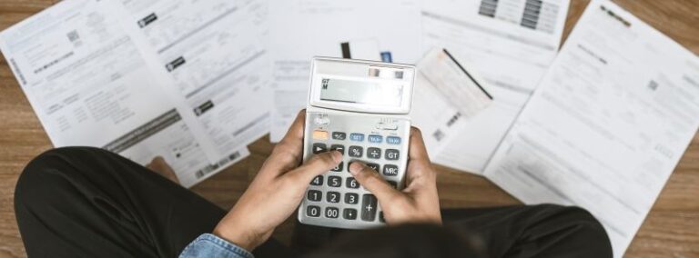 Aspectos básicos de los gastos y los requisitos para que sean deducibles
