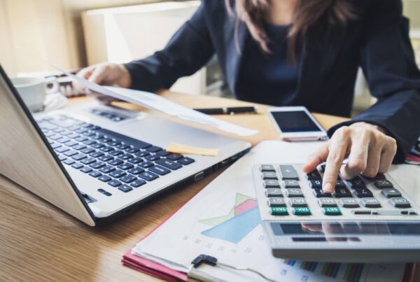 Análisis de campos del CFDI para el registro contable.
